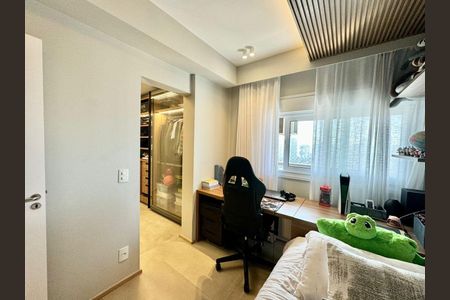 Apartamento à venda com 3 quartos, 213m² em Santo Amaro, São Paulo