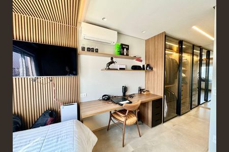 Apartamento à venda com 3 quartos, 213m² em Santo Amaro, São Paulo