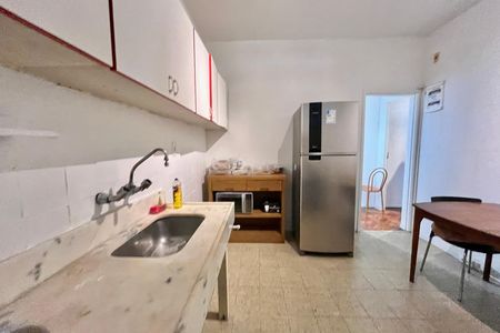 Apartamento para alugar com 93m², 2 quartos e 1 vagaCozinha