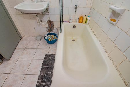 Apartamento à venda com 49m², 1 quarto e sem vaga Apartamento à venda com 49m², 1 quarto e sem vagaBanheiro