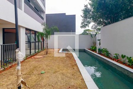Studio à venda com 24m², 1 quarto e sem vagaPiscina