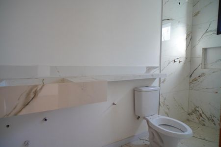 Casa para alugar com 180m², 3 quartos e 2 vagas Casa para alugar com 180m², 3 quartos e 2 vagasBanheiro da suíte 2