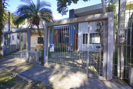 Fachada de casa para alugar com 3 quartos, 180m² em Ipanema, Porto Alegre
