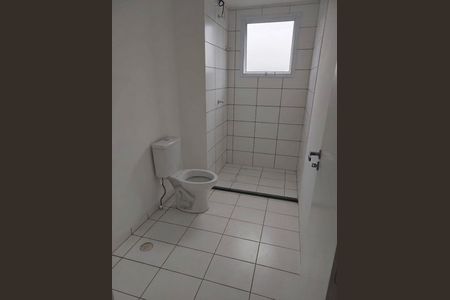 Banheiro de apartamento para alugar com 2 quartos, 49m² em Jardim da Laranjeira (Zona Leste), São Paulo