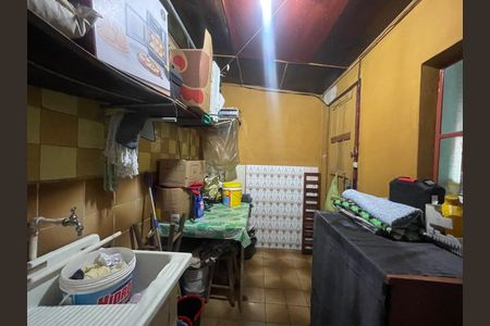 Casa à venda com 116m², 2 quartos e 1 vaga