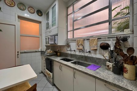Cozinha de apartamento à venda com 3 quartos, 121m² em Leblon, Rio de Janeiro