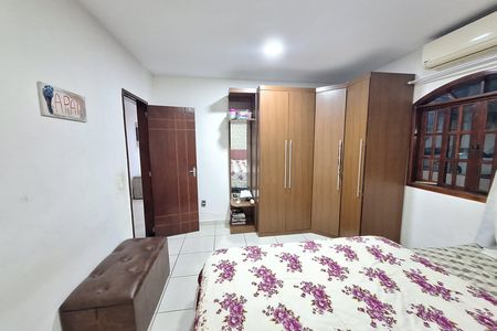 Apartamento para alugar com 362m², 3 quartos e 5 vagas Apartamento para alugar com 362m², 3 quartos e 5 vagasQuarto