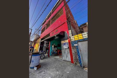 Casa para alugar com 70m², 1 quarto e sem vaga Casa para alugar com 70m², 1 quarto e sem vagaFachada