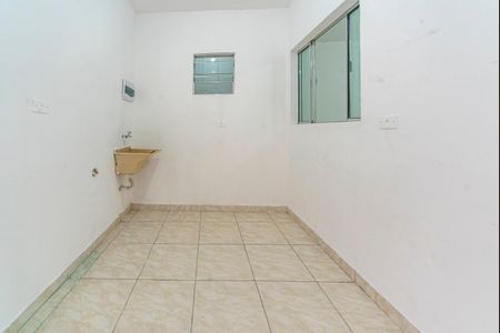 Quintal e Área de Serviço de casa para alugar com 1 quarto, 70m² em Vila Palmares, Santo André