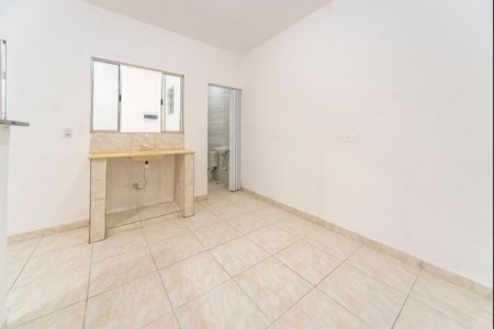 Casa para alugar com 70m², 1 quarto e sem vaga Casa para alugar com 70m², 1 quarto e sem vagaCozinha