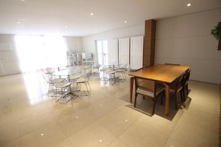 Apartamento para alugar com 53m², 2 quartos e 1 vagaÁrea comum - Salão de festas