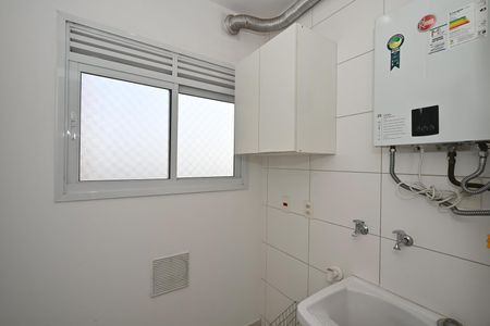 Área de Serviço  de apartamento para alugar com 2 quartos, 70m² em Vila Andrade, São Paulo