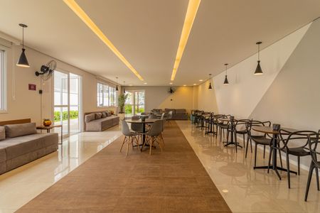 Apartamento para alugar com 44m², 2 quartos e 1 vaga Apartamento para alugar com 44m², 2 quartos e 1 vagaÁrea comum - Salão de festas