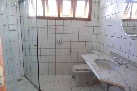 Casa de condomínio para alugar com 333m², 4 quartos e 4 vagas