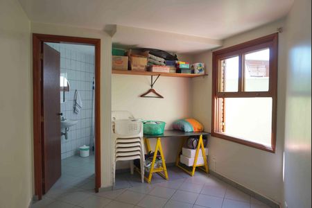 Casa de Condomínio à venda com 4 quartos, 333m² em Morada dos Pinheiros (aldeia da Serra), Barueri