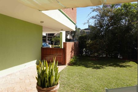 Casa de condomínio para alugar com 333m², 4 quartos e 4 vagas