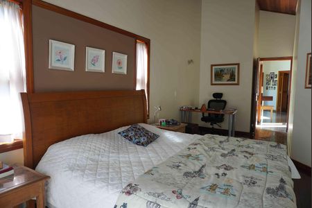 Casa de condomínio para alugar com 333m², 4 quartos e 4 vagas
