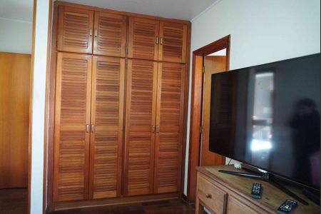 Casa de condomínio para alugar com 333m², 4 quartos e 4 vagas