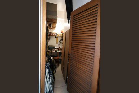 Casa de condomínio para alugar com 333m², 4 quartos e 4 vagas