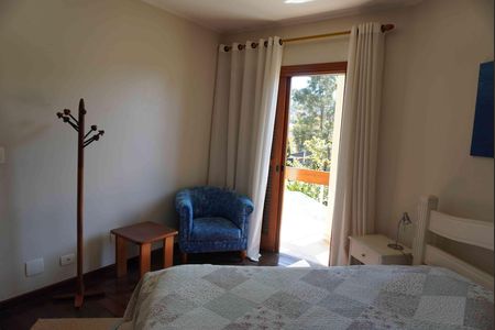 Casa de condomínio para alugar com 333m², 4 quartos e 4 vagas