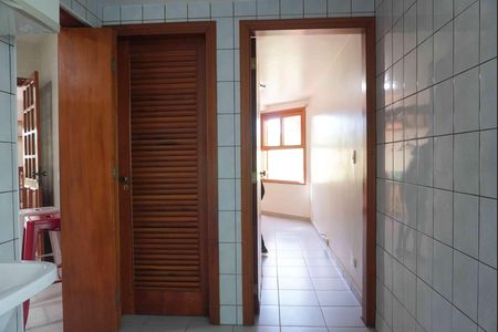 Casa de condomínio para alugar com 333m², 4 quartos e 4 vagas