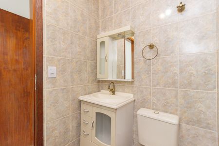Banheiro Quarto 1 de casa para alugar com 2 quartos, 180m² em Vila Sao Vicente, São Paulo