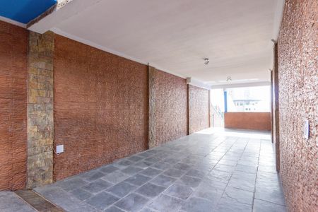 Garagem de casa para alugar com 2 quartos, 180m² em Vila Sao Vicente, São Paulo