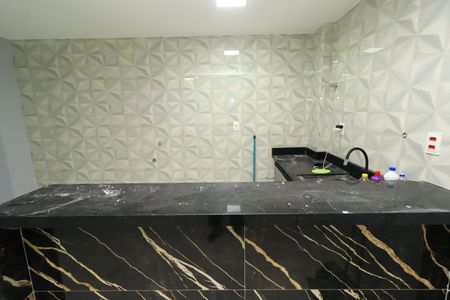 Cozinha de apartamento para alugar com 1 quarto, 40m² em Piatã, Salvador