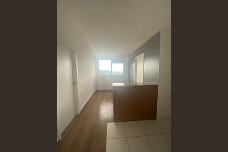 Apartamento para alugar com 2 quartos, 35m² em Conjunto Habitacional Santa Etelvina III, São Paulo