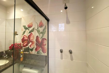 Apartamento à venda com 86m², 3 quartos e 2 vagas Apartamento à venda com 86m², 3 quartos e 2 vagasBanheiro