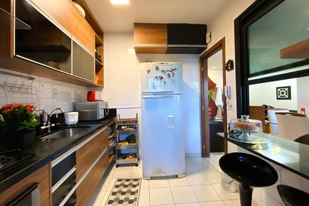 Apartamento à venda com 86m², 3 quartos e 2 vagas Apartamento à venda com 86m², 3 quartos e 2 vagasCozinha