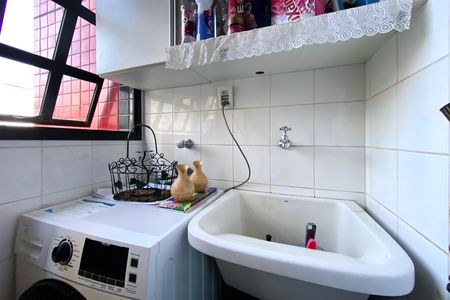 Apartamento à venda com 86m², 3 quartos e 2 vagas Apartamento à venda com 86m², 3 quartos e 2 vagasÁrea de Serviço