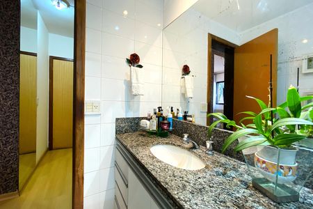 Apartamento à venda com 86m², 3 quartos e 2 vagas Apartamento à venda com 86m², 3 quartos e 2 vagasBanheiro da Suíte 1