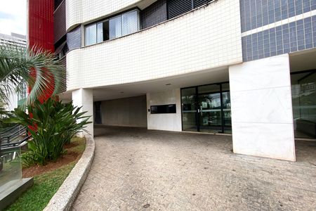 Apartamento à venda com 86m², 3 quartos e 2 vagas Apartamento à venda com 86m², 3 quartos e 2 vagasFachada