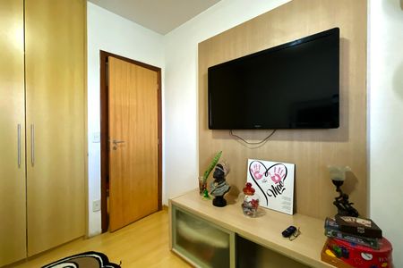Apartamento à venda com 86m², 3 quartos e 2 vagas Apartamento à venda com 86m², 3 quartos e 2 vagasQuarto 2