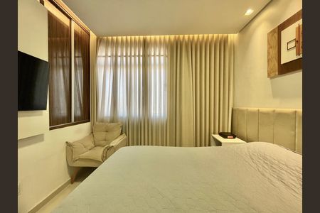 Casa à venda com 2 quartos, 60m² em João Pinheiro, Belo Horizonte