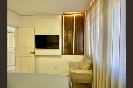 Casa à venda com 2 quartos, 60m² em João Pinheiro, Belo Horizonte