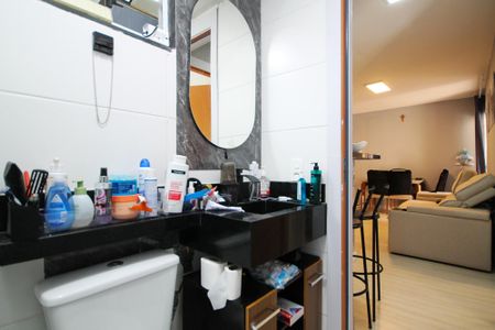 Apartamento para alugar com 49m², 2 quartos e 1 vaga Apartamento para alugar com 49m², 2 quartos e 1 vagaBanheiro