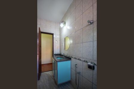 Casa à venda com 90m², 3 quartos e 1 vaga Casa à venda com 90m², 3 quartos e 1 vagaBanheiro