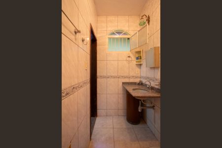 Casa à venda com 90m², 3 quartos e 1 vaga Casa à venda com 90m², 3 quartos e 1 vagaBanheiro da Suíte