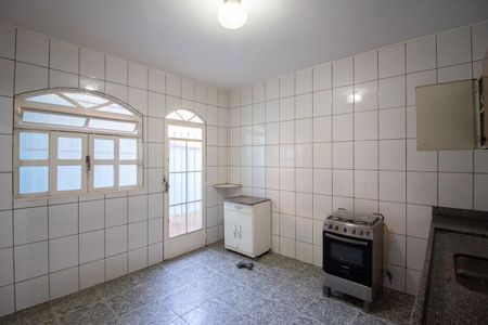 Casa à venda com 90m², 3 quartos e 1 vaga Casa à venda com 90m², 3 quartos e 1 vagaCozinha