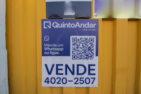 Casa à venda com 90m², 3 quartos e 1 vaga Casa à venda com 90m², 3 quartos e 1 vagaPlaquinha Instalada