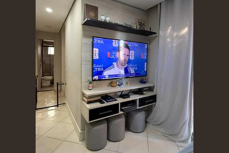 Sala de apartamento à venda com 2 quartos, 52m² em Jardim Arco-iris, Diadema