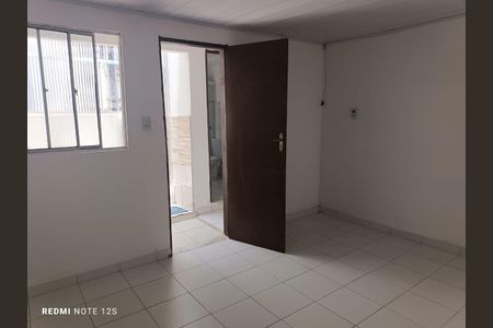 Casa para alugar com 1 quarto, 65m² em Boca do Rio, Salvador