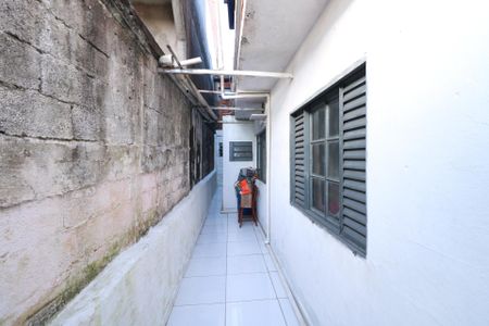 Quintal e Área de Serviço de casa para alugar com 3 quartos, 100m² em Vila Guacuri, Diadema