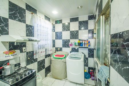 Casa à venda com 94m², 2 quartos e sem vaga Casa à venda com 94m², 2 quartos e sem vagaCozinha e Área de Serviço