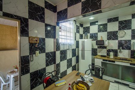 Casa à venda com 94m², 2 quartos e sem vaga Casa à venda com 94m², 2 quartos e sem vagaCozinha e Área de Serviço