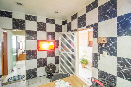 Casa à venda com 94m², 2 quartos e sem vaga Casa à venda com 94m², 2 quartos e sem vagaCozinha e Área de Serviço