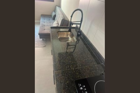 Cozinha de apartamento para alugar com 2 quartos, 30m² em Pinheiros, São Paulo