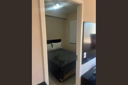 Quarto de apartamento para alugar com 2 quartos, 30m² em Pinheiros, São Paulo